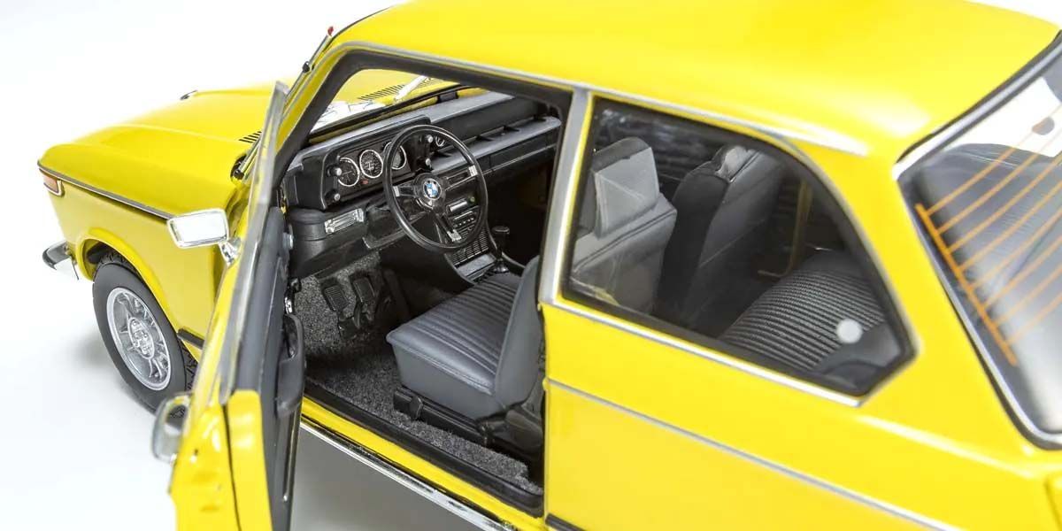 BMW 2002 Tii 1972 Yellow, enterier