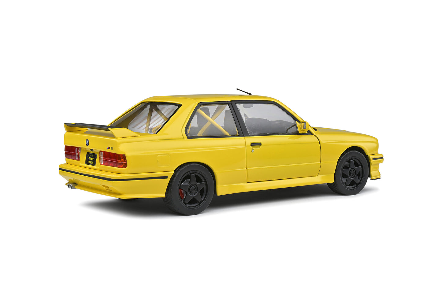 BMW E30 M3 – Dakar Yellow “Street Fighter” – 1990 – 1:18 | Solido
