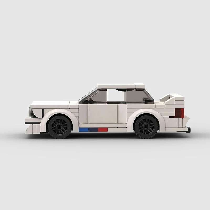 BMW E30 White Edition – bočni pogled modela na sklapanje
