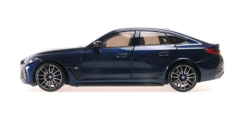 BMW i4 M50 2022 plavi metalik – bočni pogled
