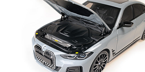 BMW i4 M50 – 2022 – Prikaz otvorene haube i unutrašnjih detalja