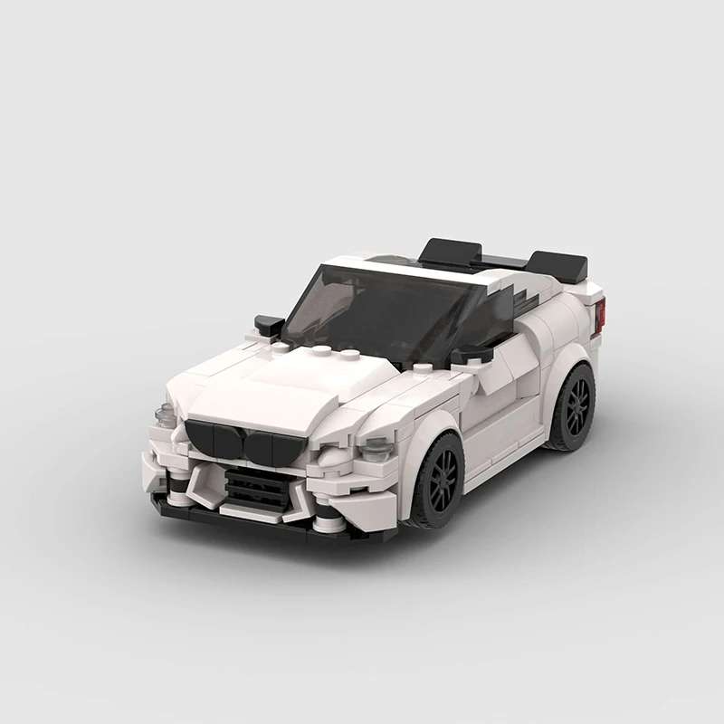 BMW M2 F87 - Prednji pogled sastavljenog modela
