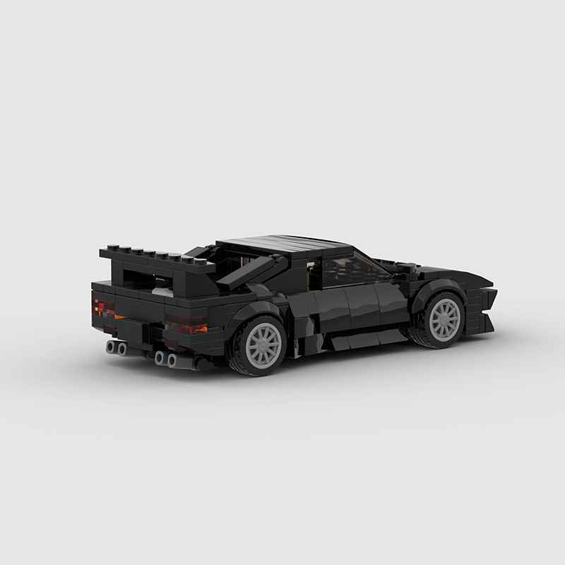 De Tomaso Pantera - Zadnji pogled: De Tomaso Pantera iz zadnjeg ugla, kompletan model.