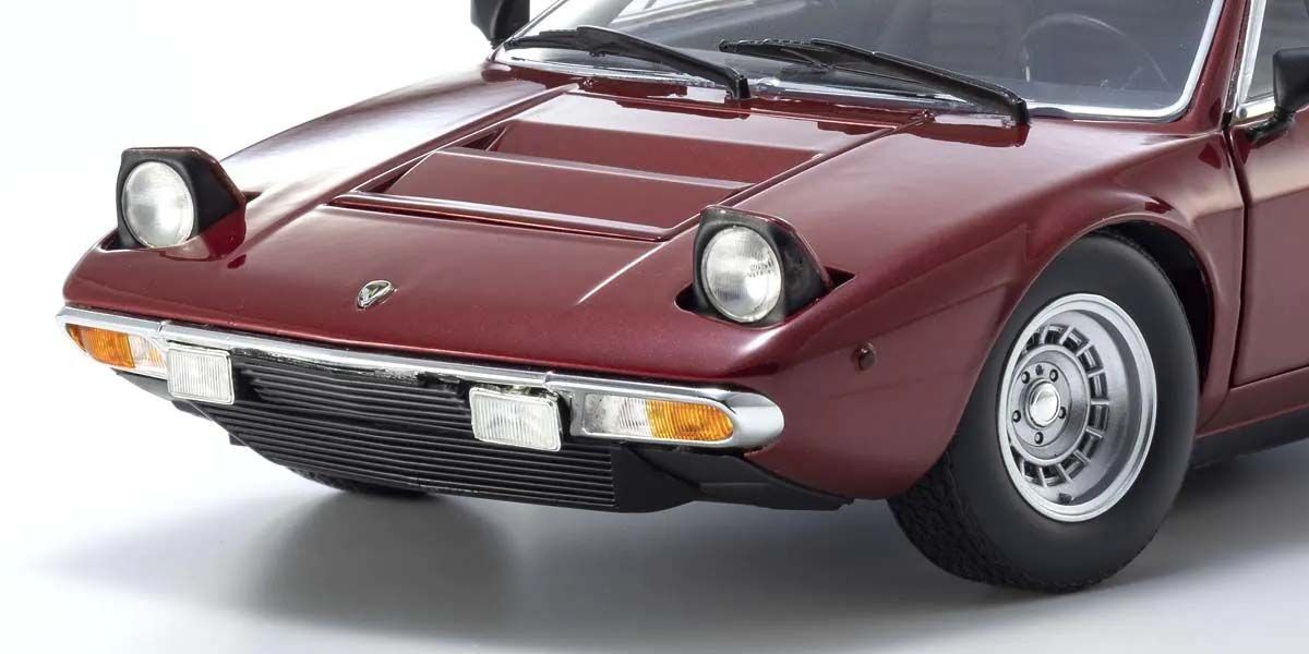 Lamborghini Urraco P250 1973 prednji branik podignuta Svetla