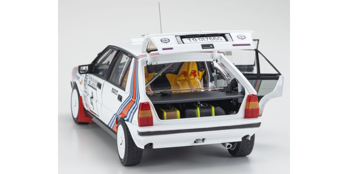 Lancia Delta HF 4WD 1000 Lakes 1987 - pogled na prtljažnik
