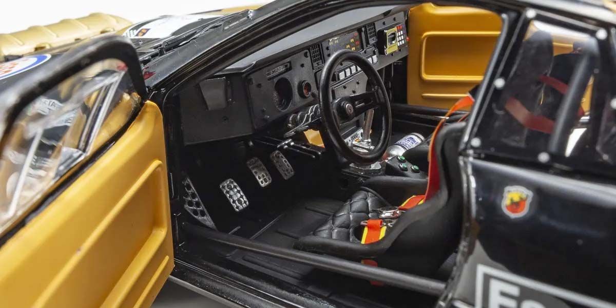 Vozačeva vrata Lancia Rally 037 F.Tabaton