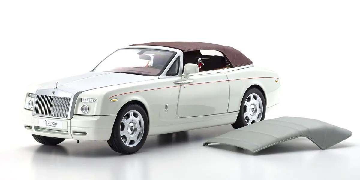 Rolls-Royce Phantom Drophead Coupé 2007 English White sa stavljenim krovom
