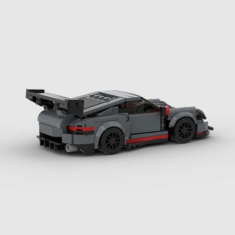 Zadnji ugao Porsche GT3RS Silver