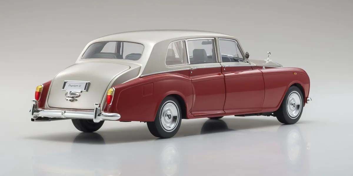 Rolls-Royce Phantom VI 1968 Red-Light Beige, zadnji pogled