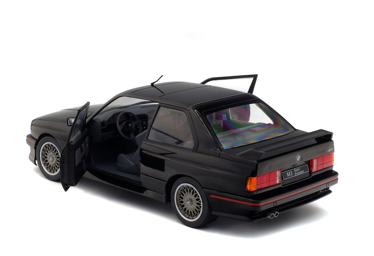 BMW M3 E30 Sport Evolution – 1990 – Crna – 1:18 – Solido