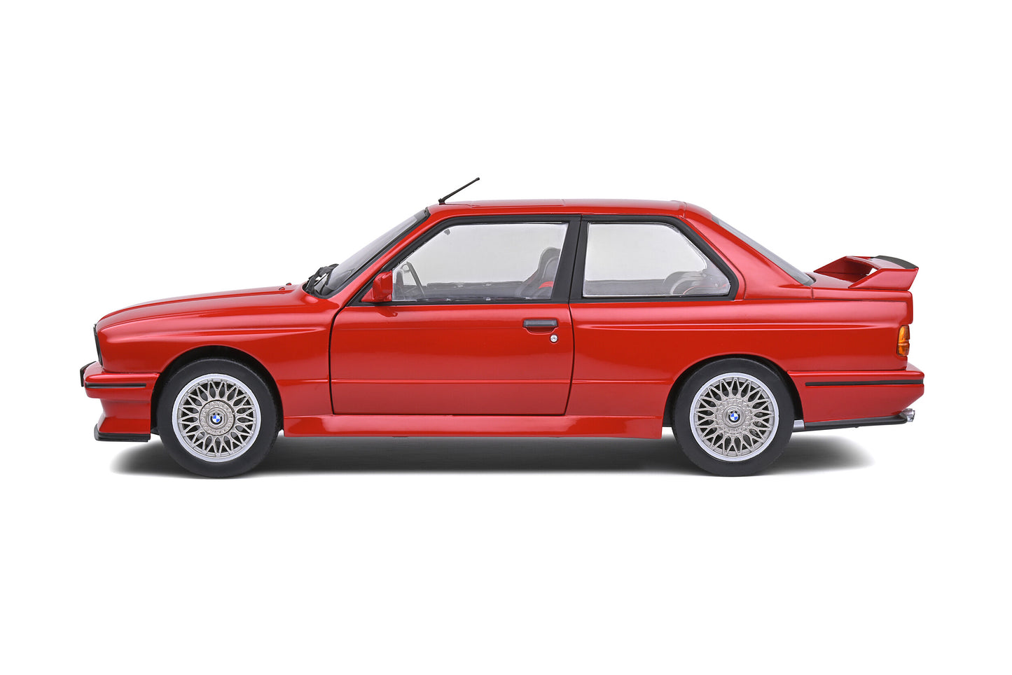 BMW E30 M3 – 1986 – Crvena – 1:18 – Solido