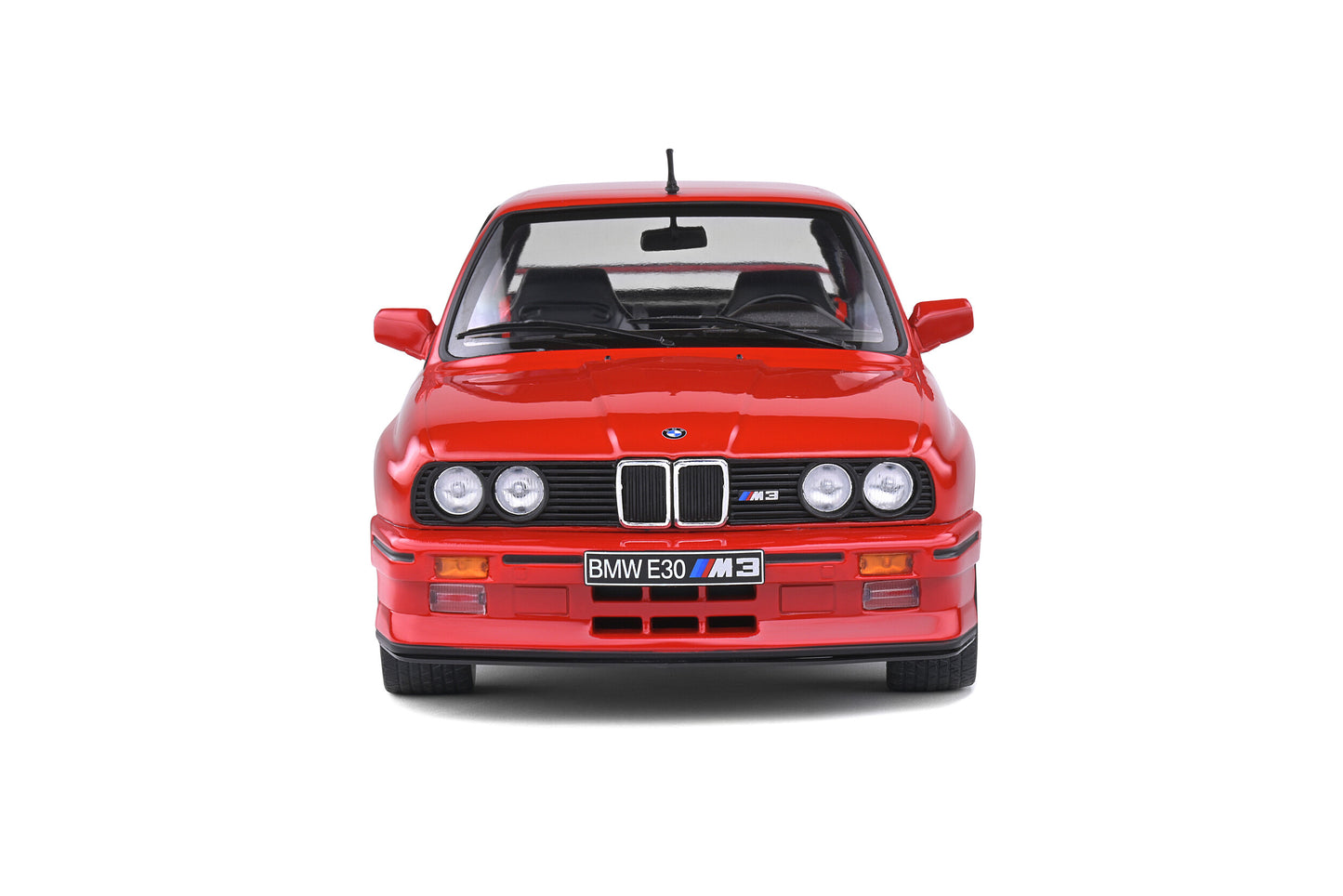 BMW E30 M3 – 1986 – Crvena – 1:18 – Solido