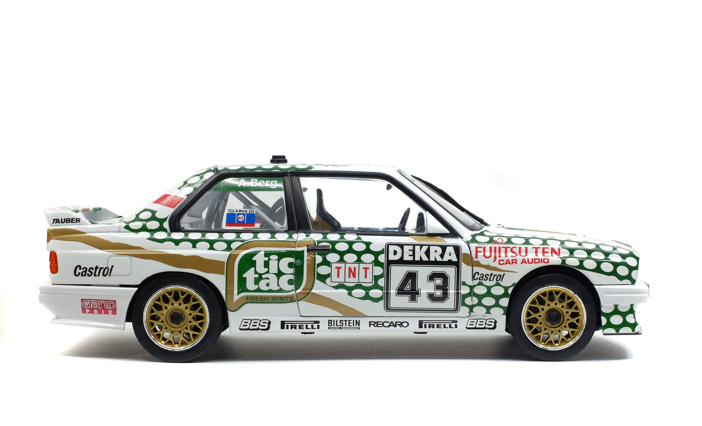 BMW E30 M3 – DTM – 1991 – A. Berg #43