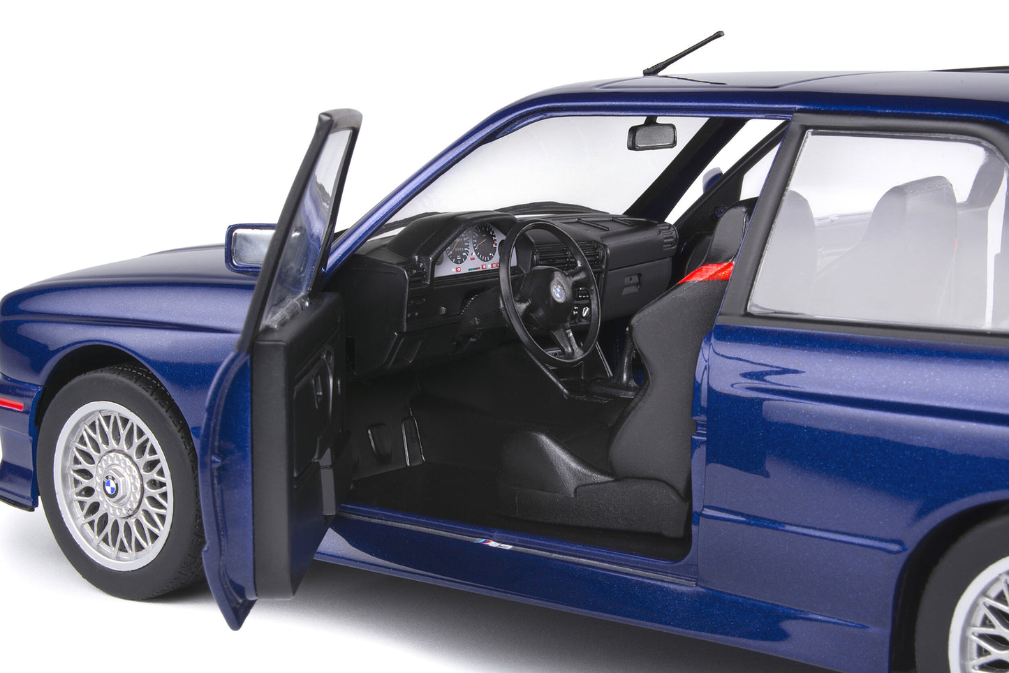 BMW E30 M3 – Mauritius Blue – 1990