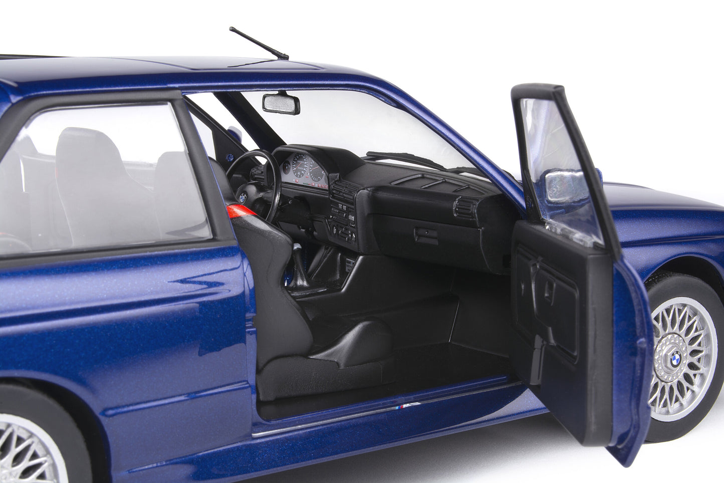 BMW E30 M3 – Mauritius Blue – 1990