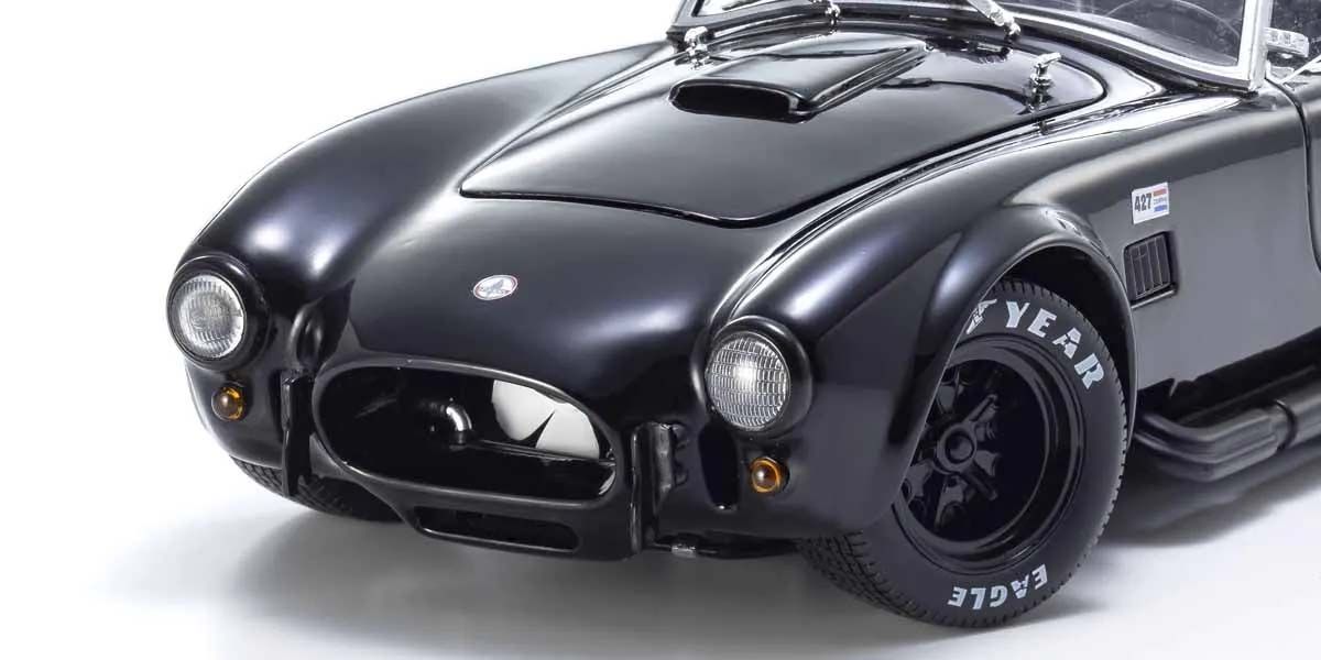 Detalj prednjeg branika modela Shelby Cobra 427 S/C Spider 1962 1
