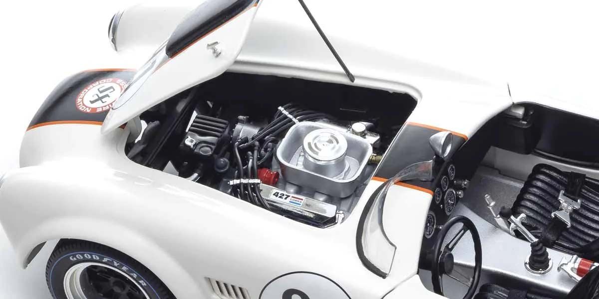 Motorni prostor Shelby Cobra 427 S/C Essex Wire 1965 mode