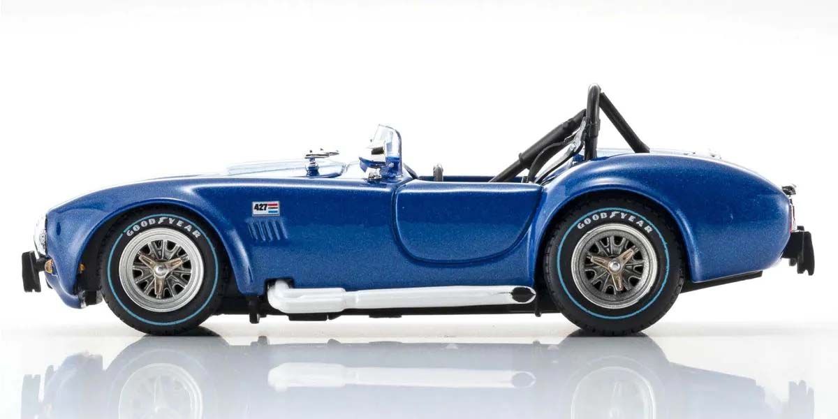 Shelby Cobra 427S/C Spider 1965 plava bočni pogled