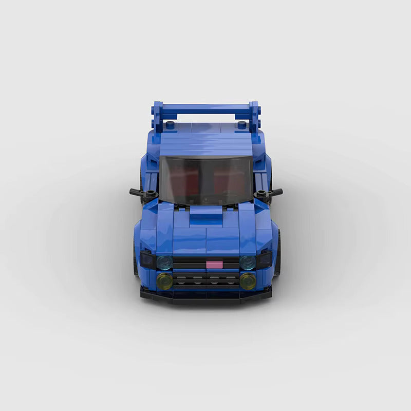 Pogled odozgo na sklopljen model Subaru Impreza 2004.
