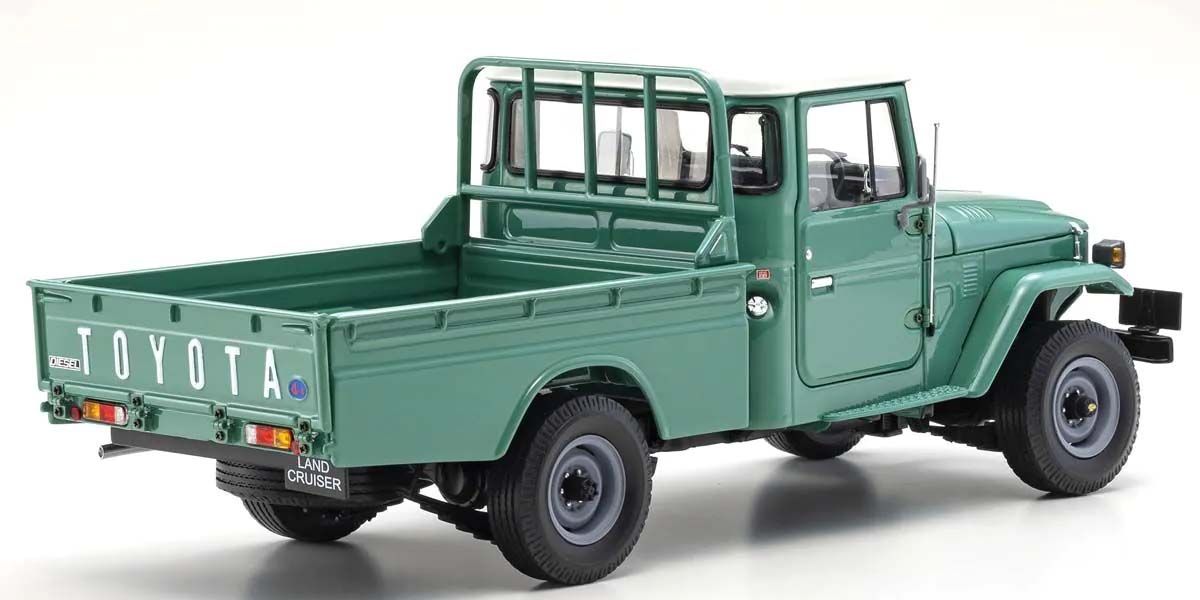 Toyota Land Cruiser 40 Pick Up 1980 Fashion Green - Pogled sa zadnje strane modela
