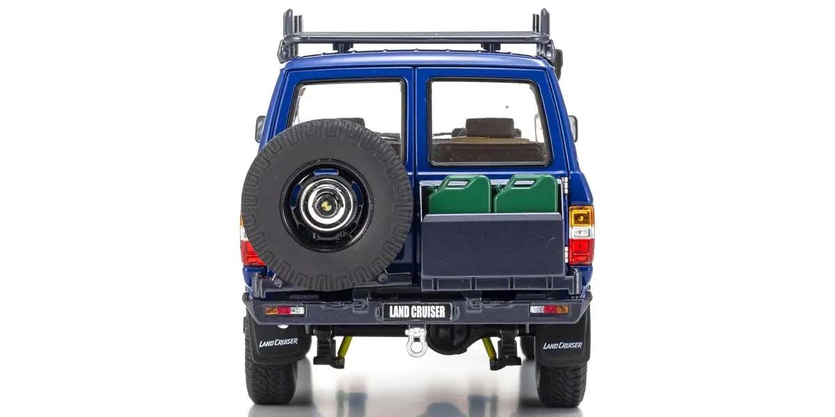 Toyota Land Cruiser 60 1980 Blue metalni model - zadnji pogled