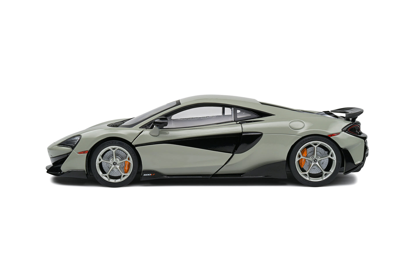 McLaren 600LT Coupé – 2018 – Blade Silver – 1:18 – Solido