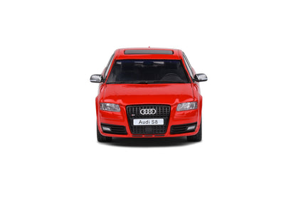 Audi S8 (D3) – 2010 – Crvena sa crnom linijom – 1:43 – Solido