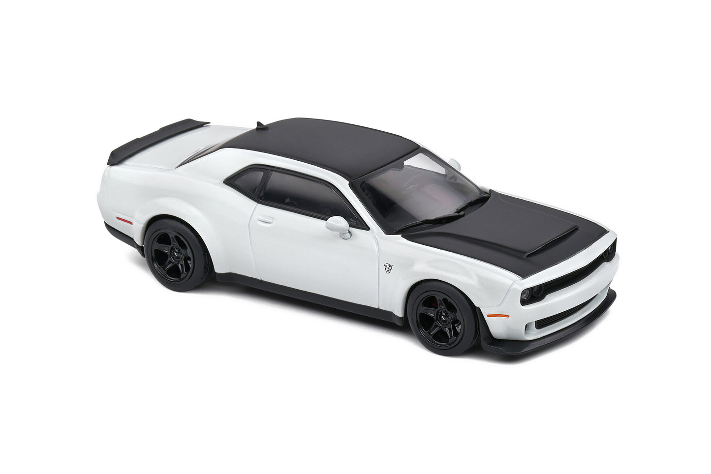 Dodge Challenger Demon White 2018 1:43 Solido