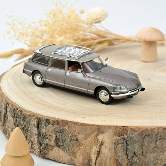 Citroën DS 23 Break 1974 – Brun Scarabée – Norev
