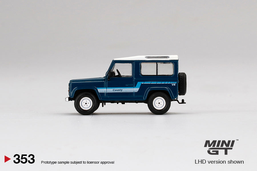 Land Rover Defender 90 County Wagon – Stratos Blue – 1:64 – Mini GT