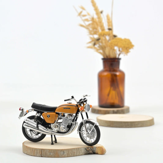 Honda CB750 1969 Orange metallic – Norev