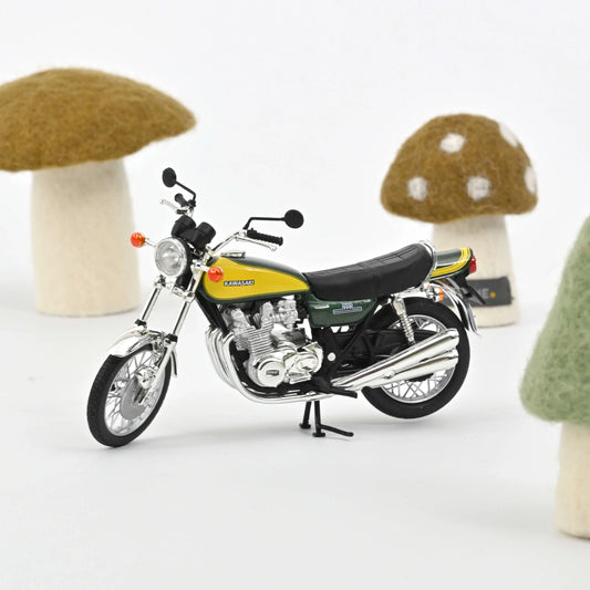 Kawasaki Z900 1973 Dark Green / Yellow – Norev