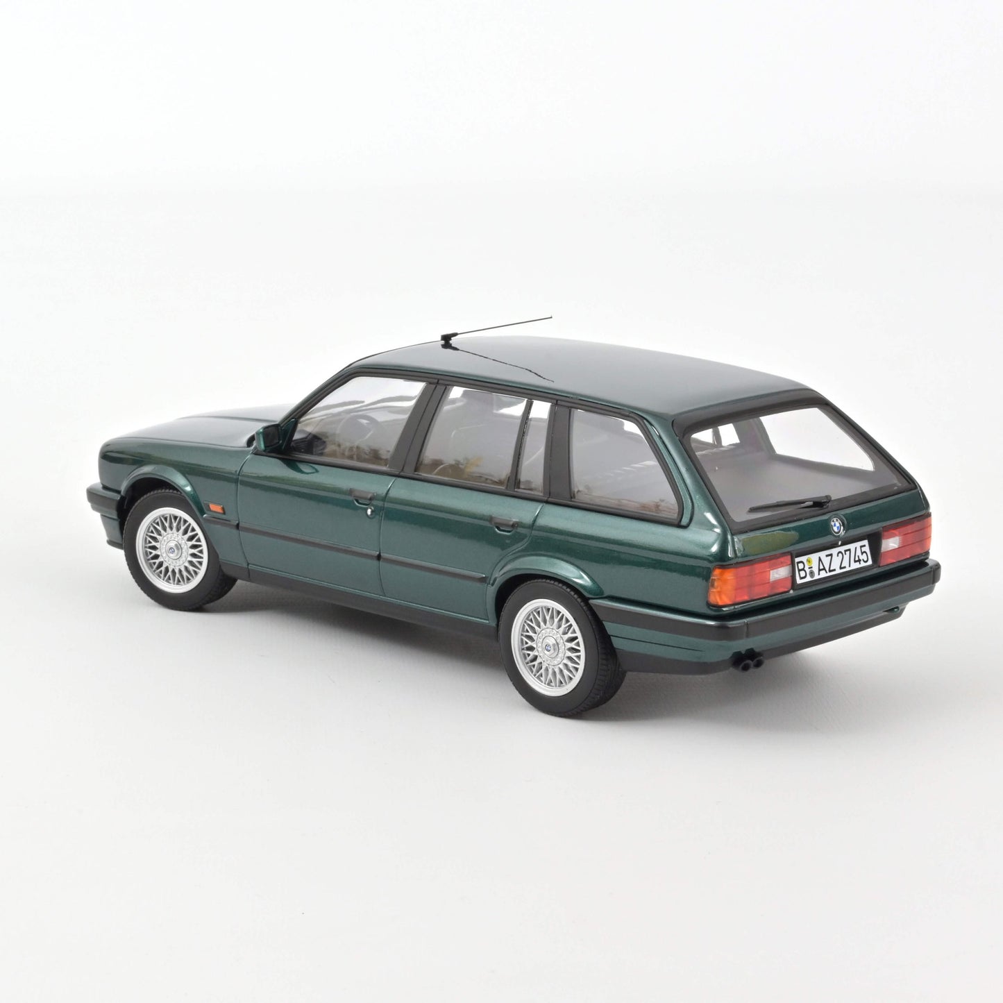 BMW 325i Touring 1990 – Green Metallic – Norev