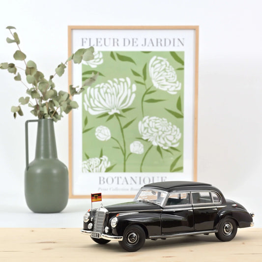 Mercedes‑Benz 300 “Konrad Adenauer” 1955 – Die‑Cast Norev