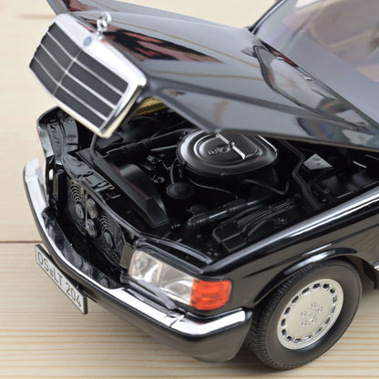 Mercedes-Benz 560 SEL 1989 – Crna metalik – Norev