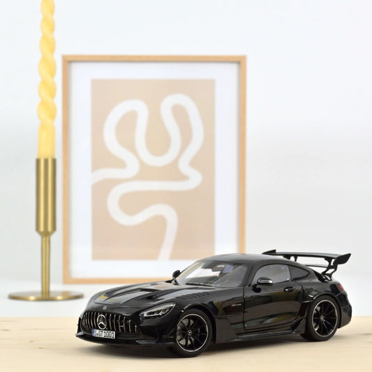Mercedes-AMG GT Black Series – 2021 – Black – 1:18 – Norev