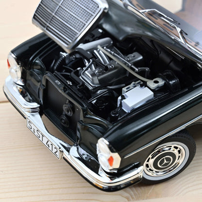 Mercedes-Benz 280 SE 1968 – Pine Green Metallic – Norev