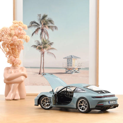 Porsche 911 S/T – 2023 – Bleu Meissen – 1:18 – Norev