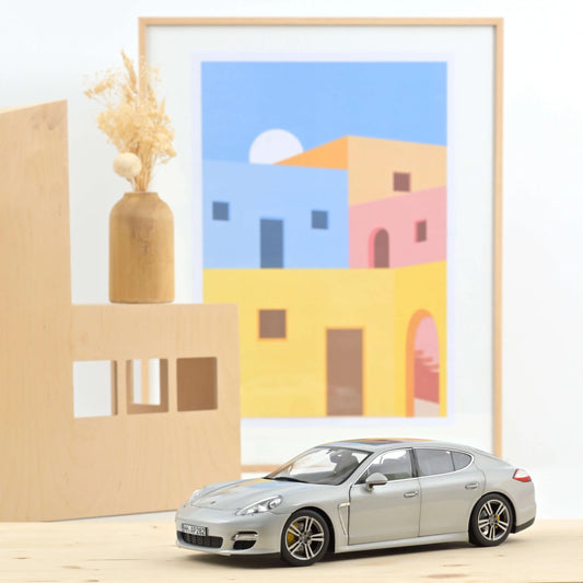 Porsche Panamera Turbo – 2009 – Silver – 1:18 – Norev