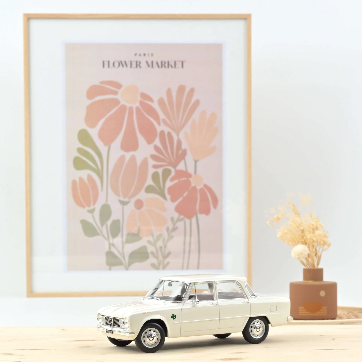 Alfa Romeo Giulia TI Super 1963 White – Norev