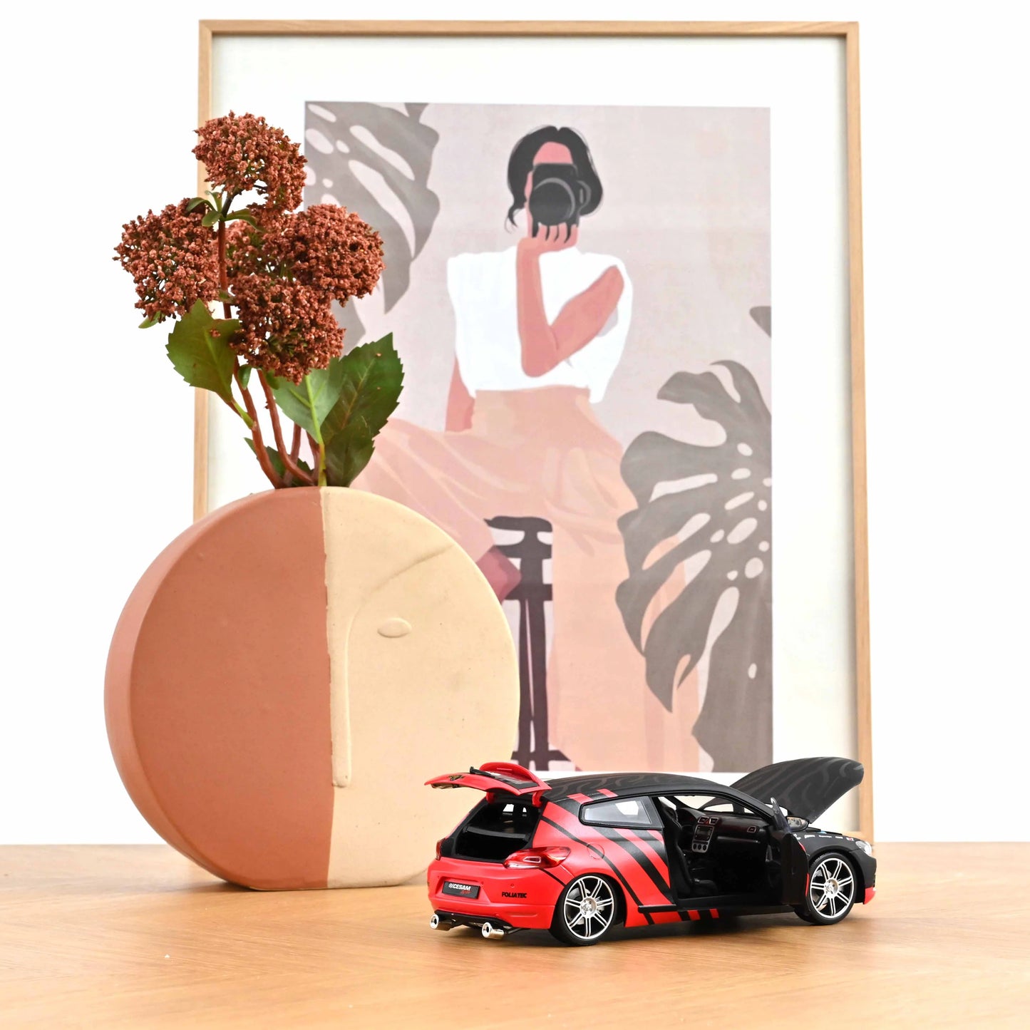 VW Scirocco CESAM PTRS 2009 Black/Red – Norev