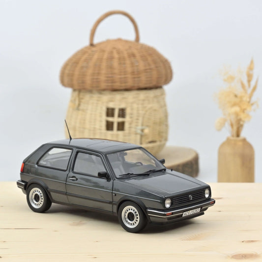VW Golf CL 1988 Grey Metallic – Norev