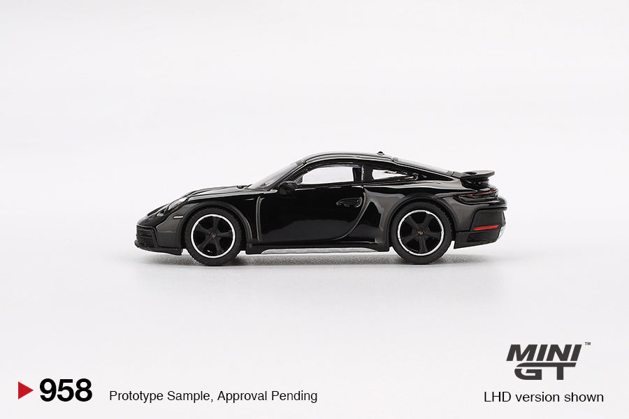 Porsche 911 Dakar crna 1:64 Mini GT