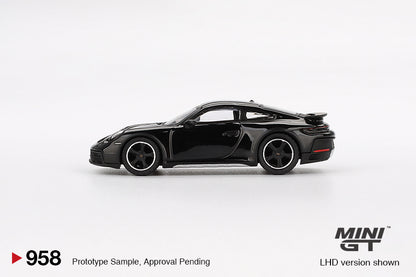 Porsche 911 Dakar crna 1:64 Mini GT