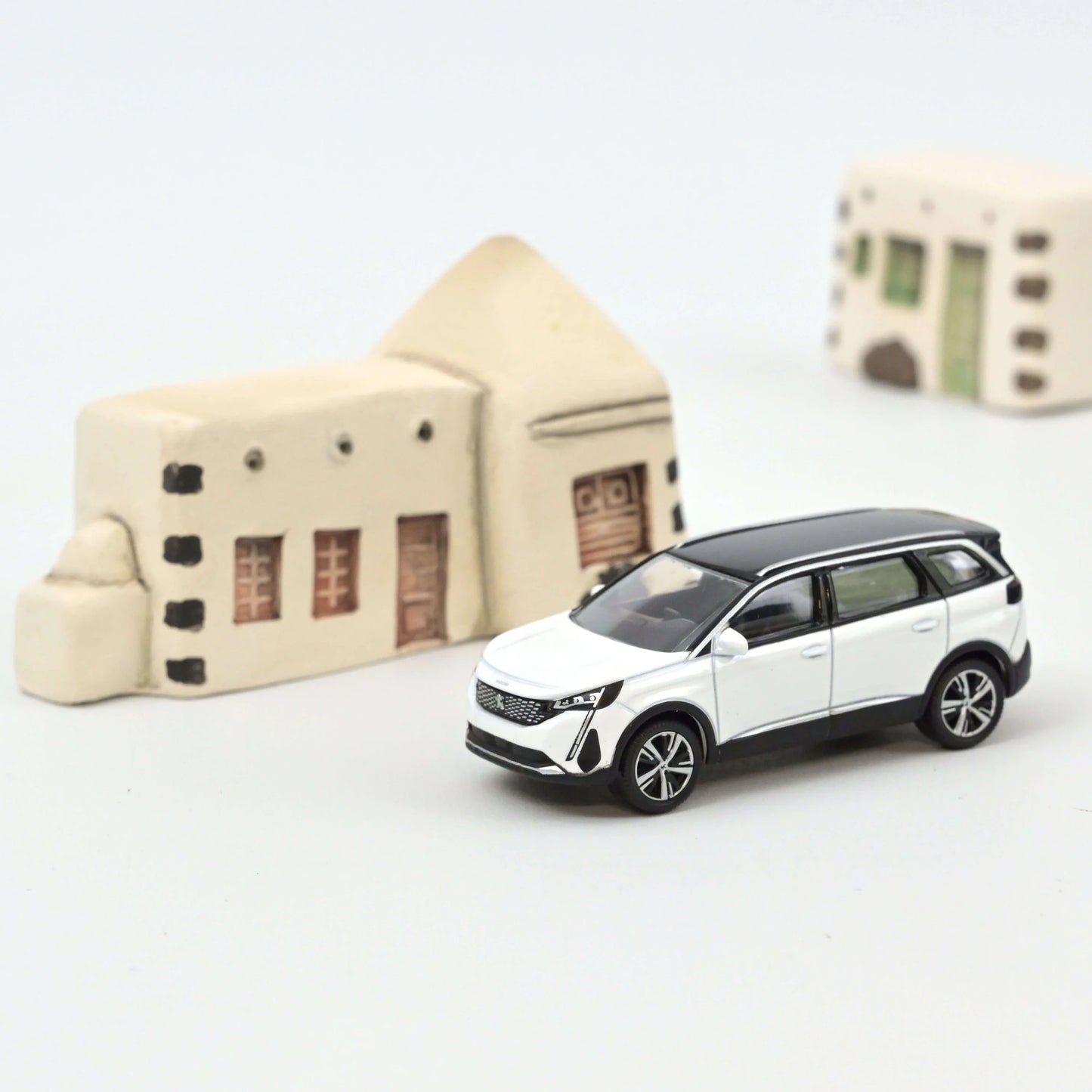 Peugeot 5008 2020 White Metallic – Norev Minijet