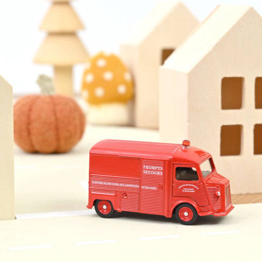 Citroën HY 1969 Firetruck – Die‑Cast Norev