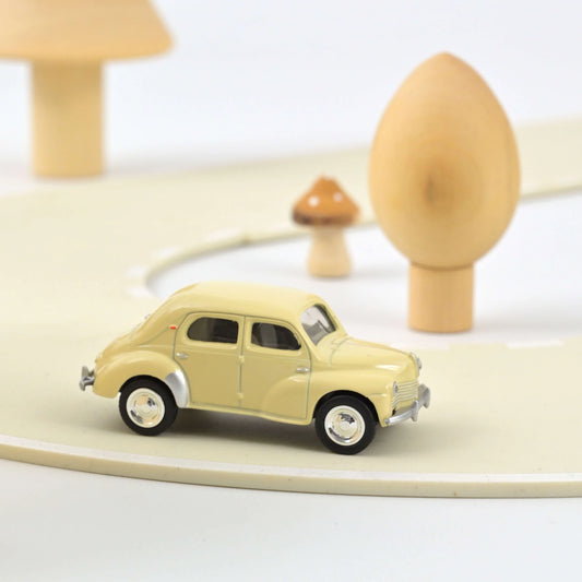 Renault 4CV 1946 Cream – Norev Minijet