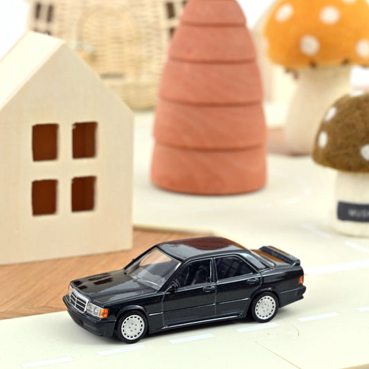 Mercedes-Benz 190E 2.3-16 – 1984 – Crna Metalik – Jet-Car – 1:43 – Norev