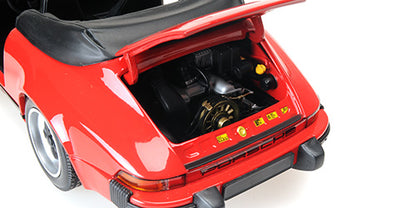 PORSCHE 911 CARRERA CABRIOLET 3.2 – 1983 – RED