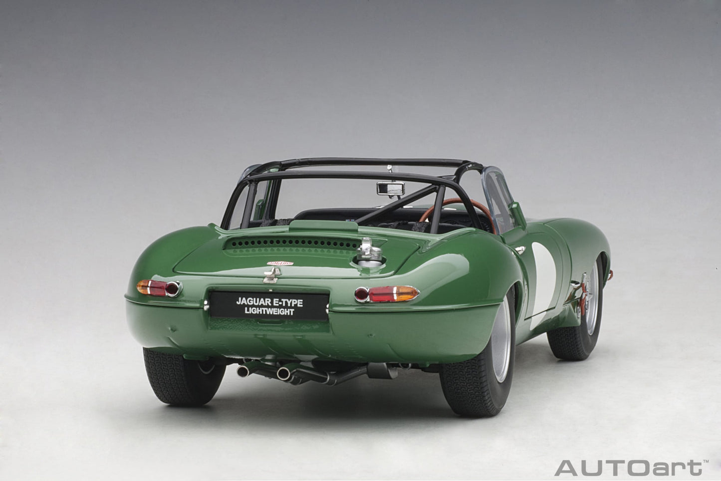 Jaguar Lightweight E‑Type – 2015 – Opalescent Dark Green  – Autoart